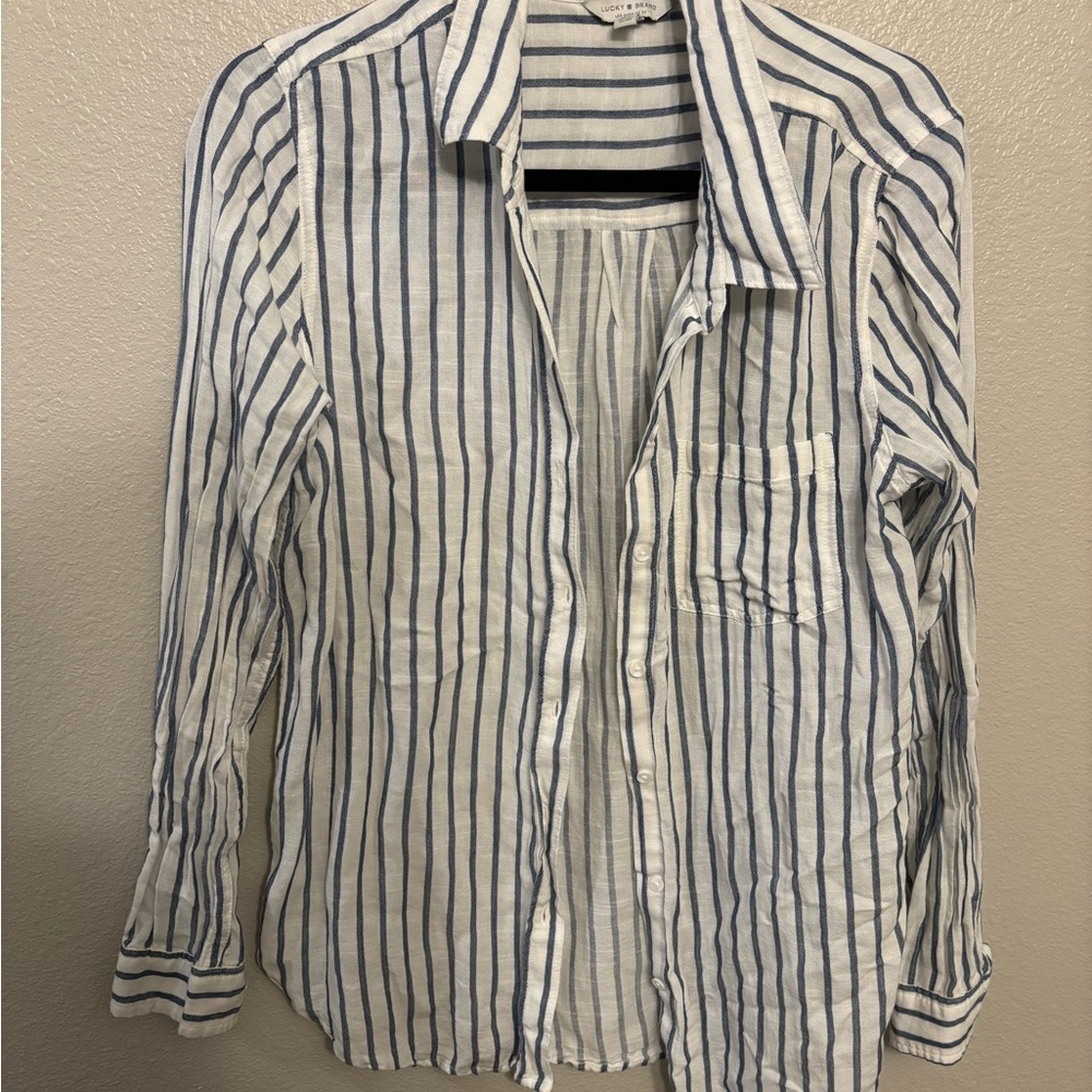 Assorted women’s clothes - Picture 11 of 15